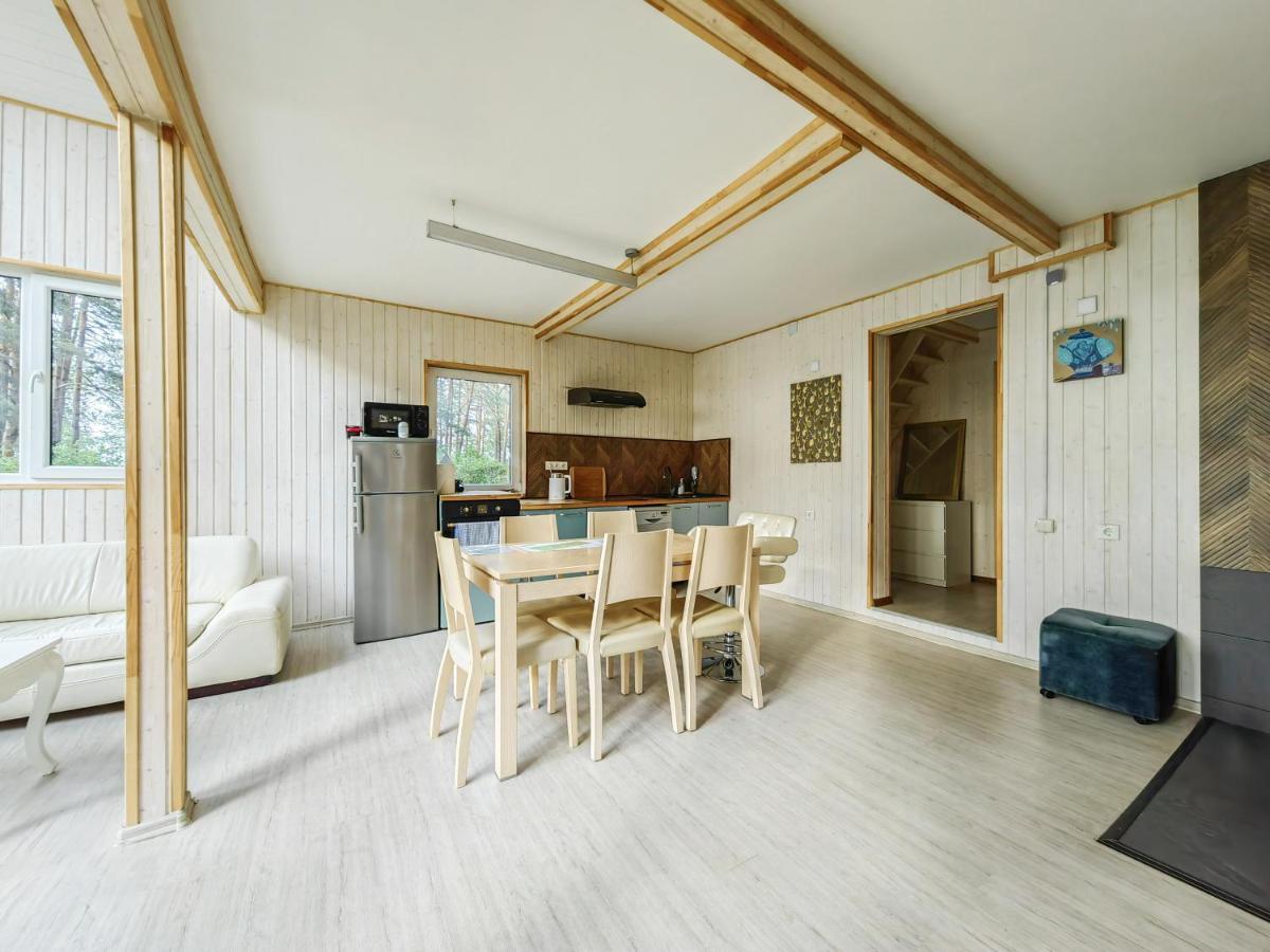 River Bank Vacation Home Jūrkalne Esterno foto