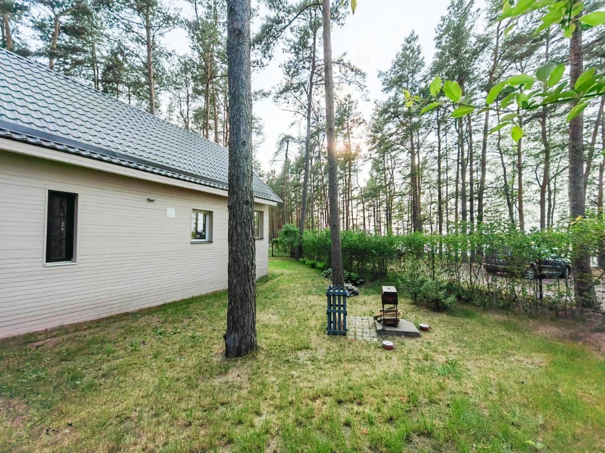 River Bank Vacation Home Jūrkalne Esterno foto